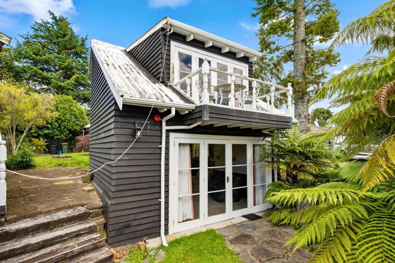 Springfield Rise Lodge - Rotorua Holiday Home Exterior photo